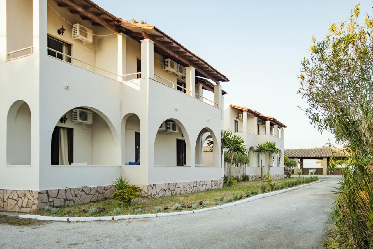 Parakladi Seaside Retreat Melikia Exterior photo