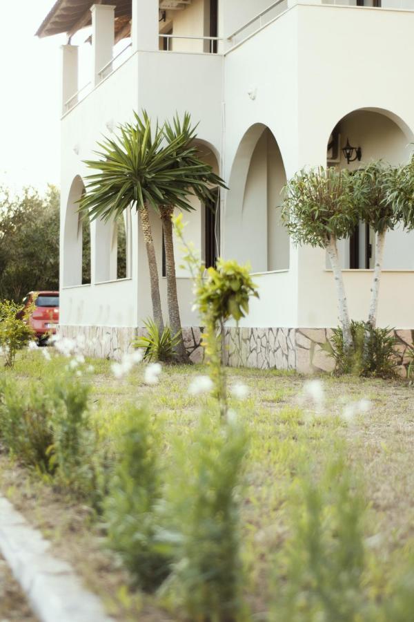 Parakladi Seaside Retreat Melikia Exterior photo